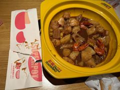 -多嘴超级肉蟹煲(杉杉国潮主题店)