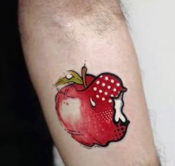 -木子·纹身店TATTOO穿孔·洗纹身