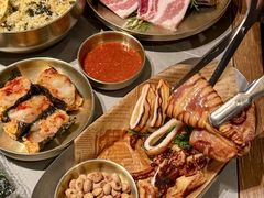 -草家酱蟹炭火烤肉店(珲春南路一店)