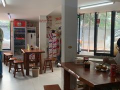 -宝瑞门钉肉饼店