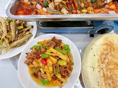 -丹水桥地锅鱼·翘嘴鲌·地方特色全鱼宴(丹江口大坝店)