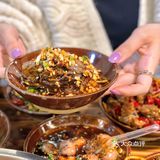 全兔宴！折耳根！烧椒！蒜香！兔头[色]你吃过没有⁉️