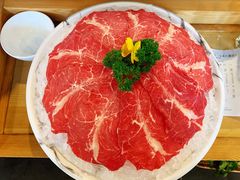 雪花腹肉肥牛-烹然四季椰子鸡火锅(团结湖总店)