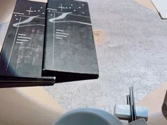-穹六人间 people 6(岳阳路店)