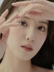-Eling伊林彩妆·化妆培训(河西奥体店)