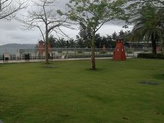 -亚龙湾中心广场