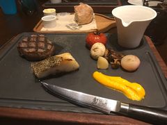 -恰餐厅及酒吧 CHAR Bar & Grill (北京丽都皇冠假日店)