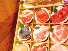 -青瓦炭韩潮烤肉(花园道店)