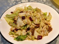 手撕包菜-莲餐厅·湖北菜·潜江小龙虾店(愚园路店)