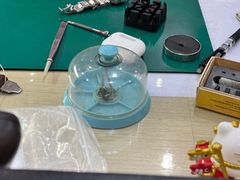 -亨得利钟表商店