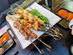 月半松板肉-月半小炉焖烤