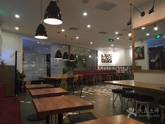 -油梨树 AVOCADO TREE(亮马桥店)