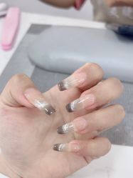 -尤米一站式美甲美睫