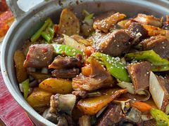 炕锅羊肉-青海名吃尕张娃非遗烤肉(海湖总店)