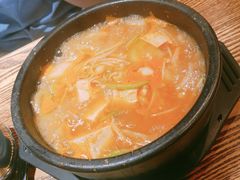 -吴草鸡爪오초닭발韩食堂(融恒盈嘉中心店)