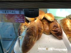 大葡萄干面包-新侨三宝乐面包店(崇文门店)