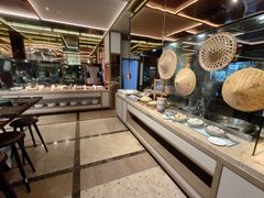 -大中华希尔顿酒店-念自助餐·嗨啤·小龙虾