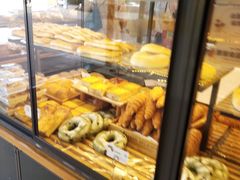 面包甜点陈列柜-BreadTalk面包新语·烘焙蛋糕(海珠丽影广场店)