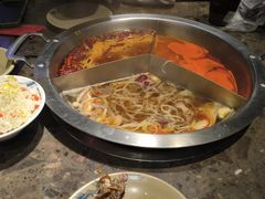 -小龙坎火锅(湖滨银泰in77店)