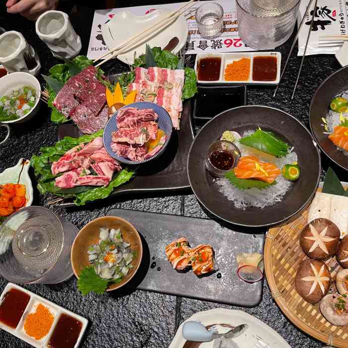 牛家酒场(德思勤店)-"还可以,人气比较旺,点的自助餐形式滴,整.