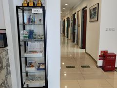 -瑞尔齿科(颐堤港诊所)