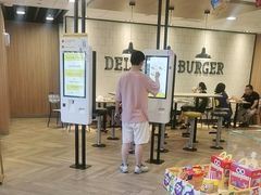 -麦当劳(虹口星荟中心店)