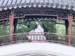 -一揽芳华汉服旗袍体验馆(拙政园店)