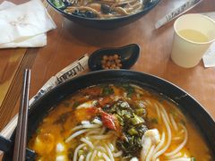 -老妈米线(港龙店)