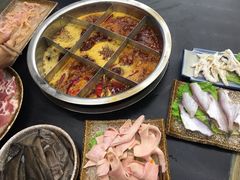 -邓莽子老火锅(中兴路总店)