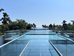 -亚龙湾喜来登·美景台大堂吧