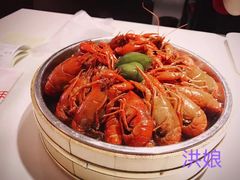 -虾弄弄海派小龙虾·牛羊蝎子火锅