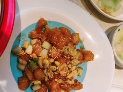 宫保鳕鱼丁-悦海·家宴·冰花皮皮虾大锅贴(宝龙店)