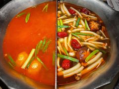 -湊湊火锅·茶憩(新中关购物中心店)