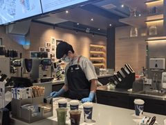 -瑞幸咖啡(外滩SOHO店)