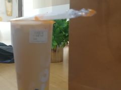 奶茶三兄弟-CoCo都可(燕塘店)