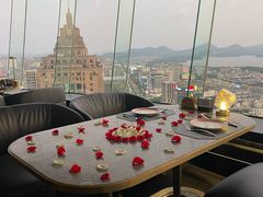 -Hi City·城市之巅