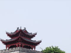 -巴陵广场