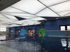 -龙格亲子游泳·水育早教运动中心(绿城店)
