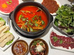 -贵府酸汤牛肉火锅·贵州老字号(飞山街店)