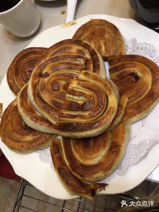 牧人嘎查蒙餐(富强路店)盘丝馅饼图片
