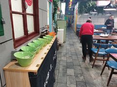 -超越炭火牛蛙火锅鸡(河东店)