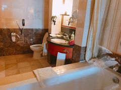 -爱时特套房酒店(会展中心远洋城店)