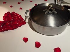 -洋房火锅(上海新天地南北里店)