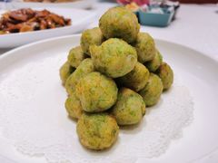 鲜虾芹菜丸-品海楼·大连海胆锅贴馆(东港店)