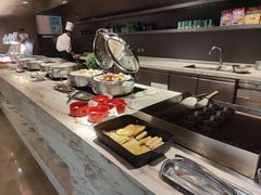 -筠咖啡西餐厅(上海国展宝龙丽筠酒店)