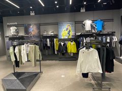 -迪桑特DESCENTE(青岛山东路万象城店)