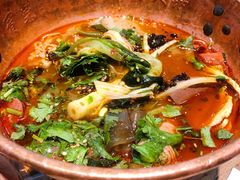 -成都你六姐·牛肉冒菜(上海环宇荟店)