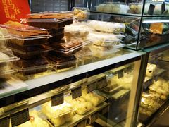 面包甜点陈列柜-白玉兰食品(甜云店)