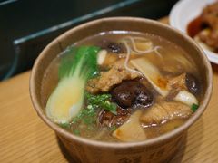 香菇滑鸡面-鲜得来排骨年糕(豫园店)