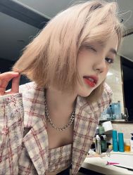 -诗悦发型烫染SALON